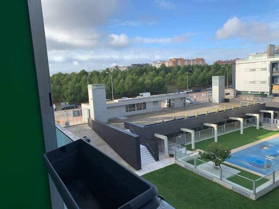 Espectacular Apartamento Con Piscina Y Garaje Мадрид Экстерьер фото
